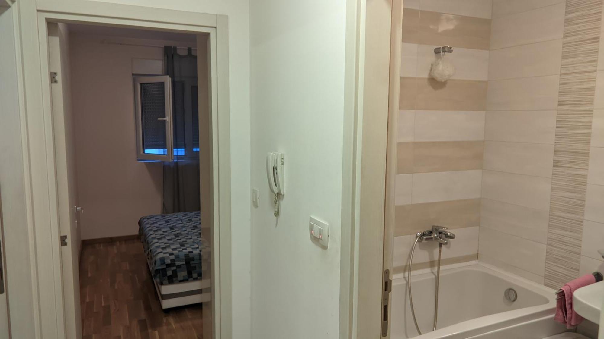 Guest House Mikeli  Podgorica Extérieur photo